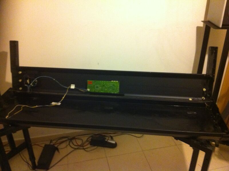 Close-up of the broken plastic